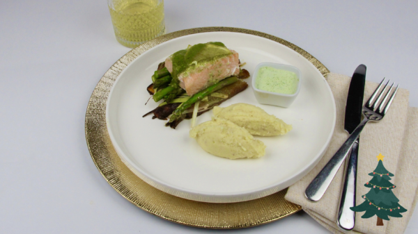 Zalmpakketje met groente en aardappel-mosterd-puree