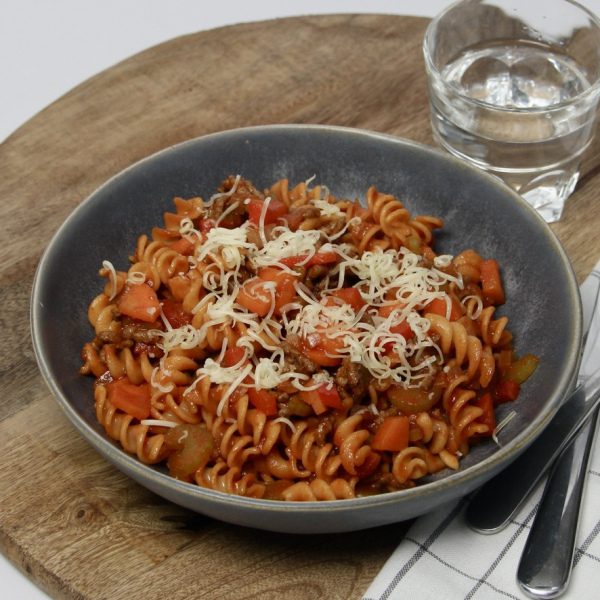 Pasta fussili Bolognese met kaas