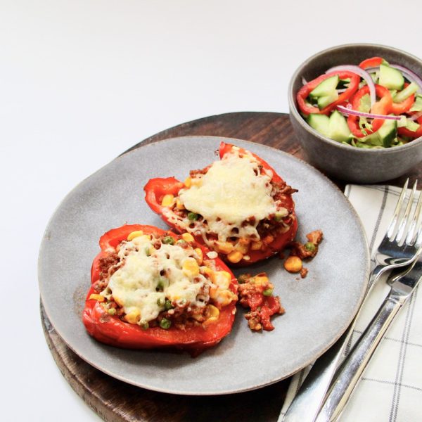 Gevulde paprika met salade*