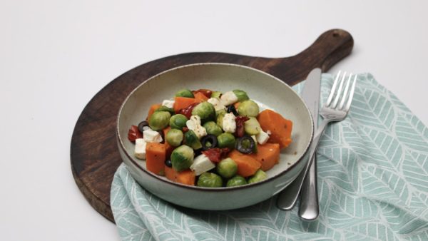 Zoete aardappel met spruitjes