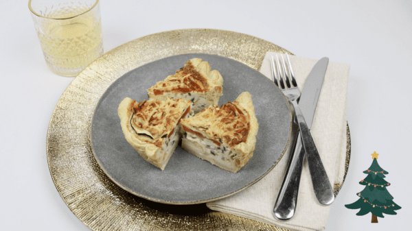 Bladerdeeg quiche met groente en kaas